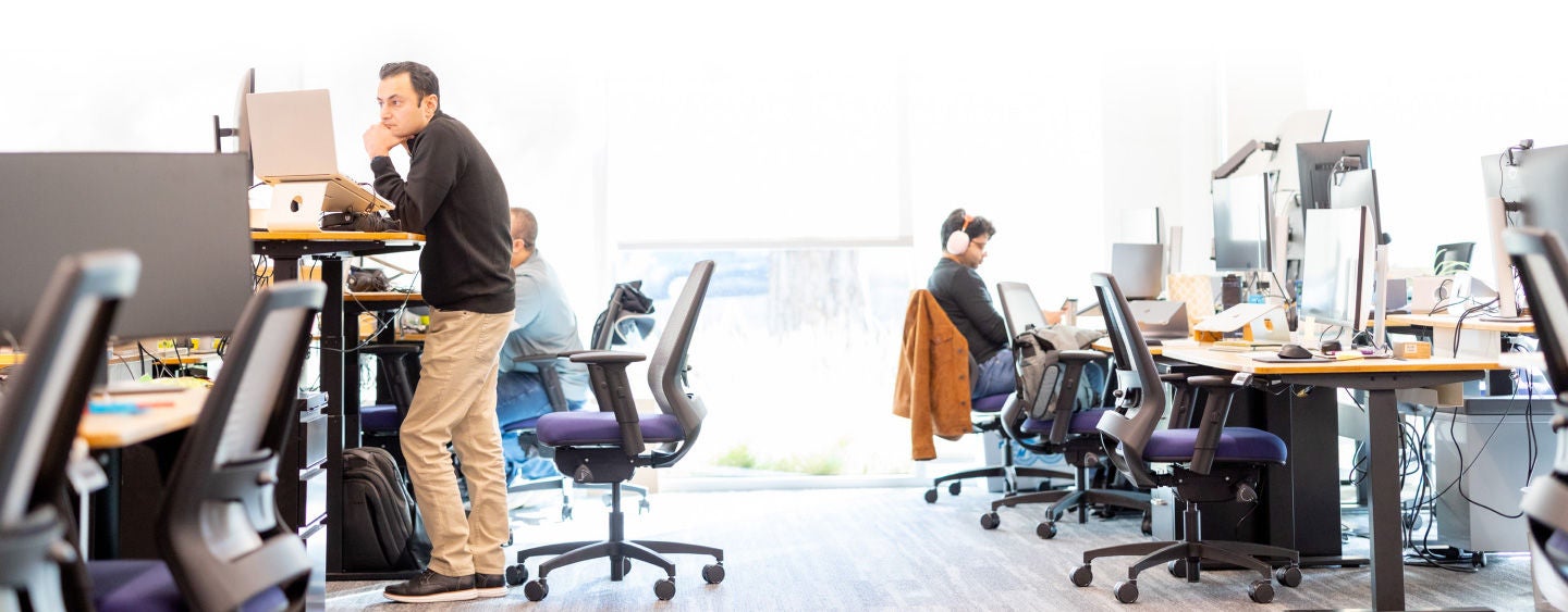 employee-row-interior-office employee-row-interior-office